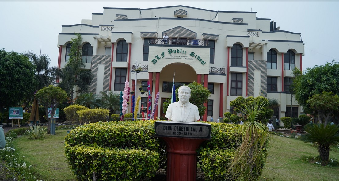 DLF Public School